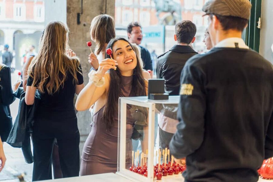Madrid: Tapas Food Tour with Drinks and Food - Vermouth, wine, and tinto de verano