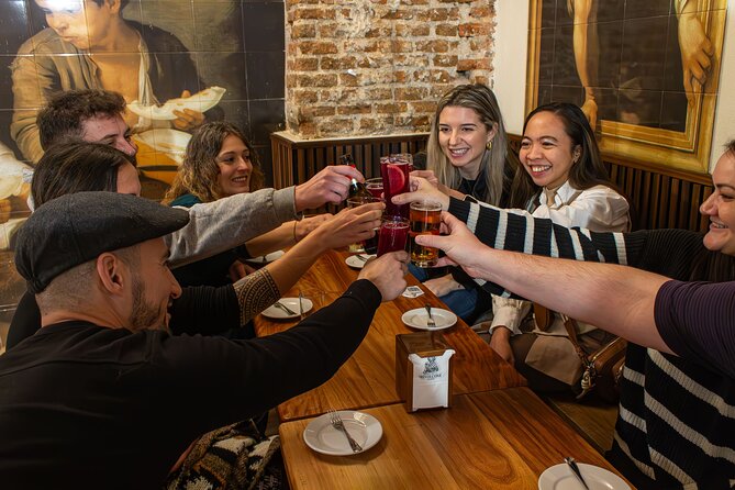 Madrid Tapas, Wine and History Tour - What the guides add to the evening