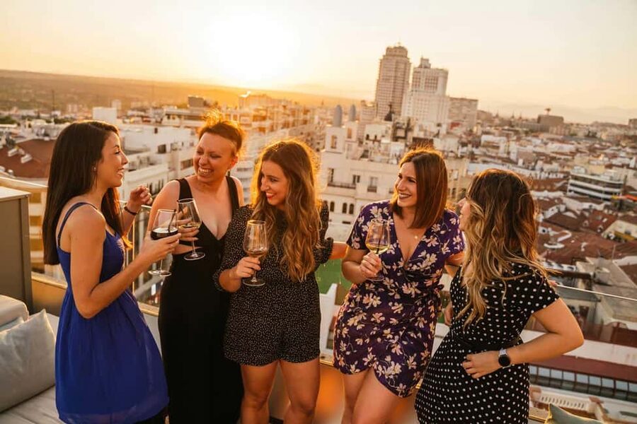 Madrid: Tasty Tapas Tour & Visit to a Terrace with Views - At a glance: what makes this tour worthwhile