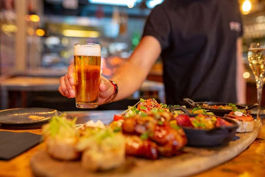 Madrid: Tasty Tapas Tour & Visit to a Terrace with Views - Las Letras: your first taste of Madrid