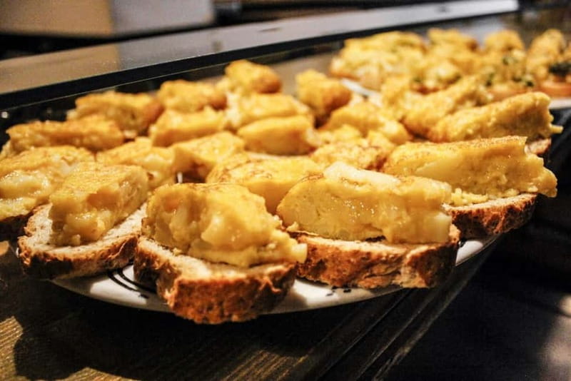 Madrid: The Authentic Morning Food Tour! - La Latina, one neighborhood and several ways to eat