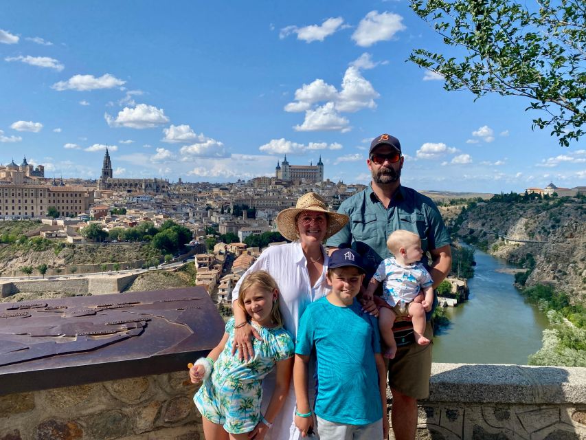 Madrid: Tour Toledo y Segovia, 8 destinos imprescindibles - Santo Tomé and El Greco’s famous painting