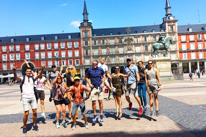 Madrid: Treasure Hunt Experience - Turning Madrid into a team game