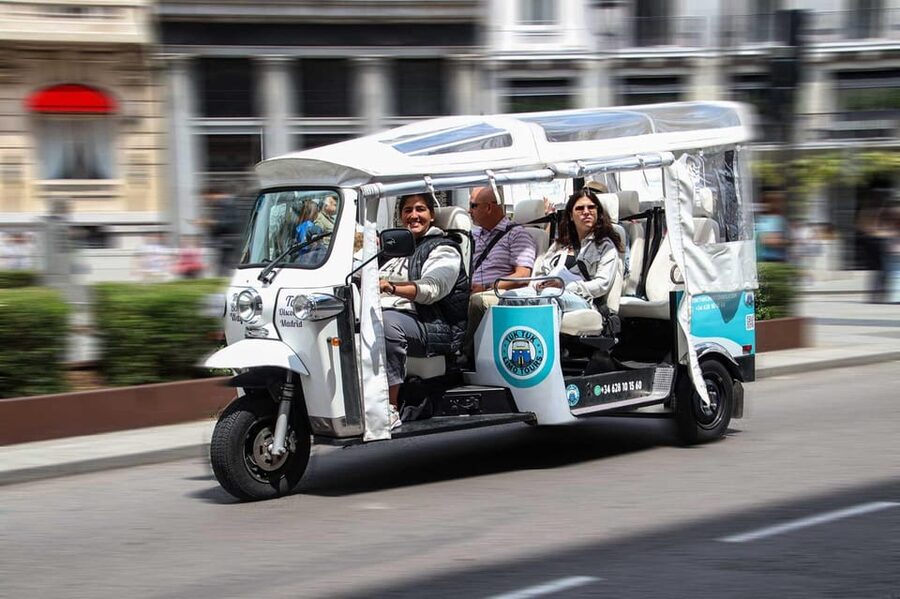 Madrid Tuk Tuk Welcoming Tour - From Calle Mayor to San Miguel Market