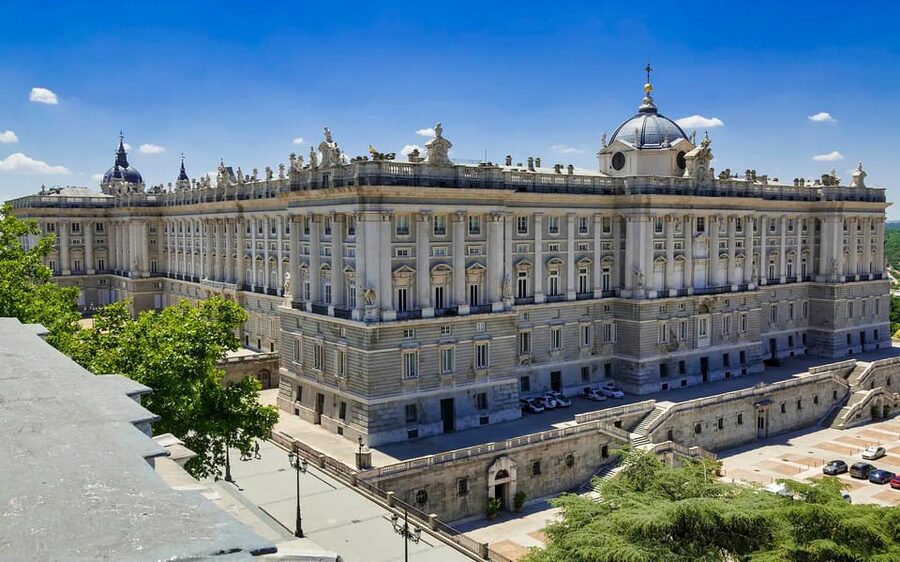Madrid: VIP Prado Museum & city highlights with Hotel pickup - Why this Madrid tour works as a first introduction