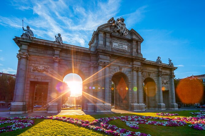 Madrid Walking Tour from Puerta del Sol to Retiro Park - Retiro Park, the final 30 minutes