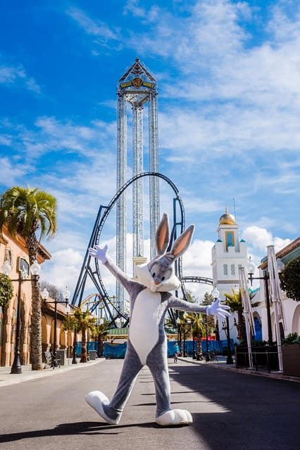 Madrid: Warner Park Entry Ticket - Hollywood Boulevard is the natural starting point
