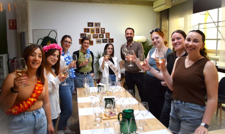 Madrid: Wine Tasting Experience with 4 Spanish Wines - How the 60 to 80 minutes unfold