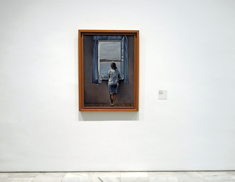Museo Reina Sofía: Private visit with art expert - Picasso, Dalí, and Miró in Conversation