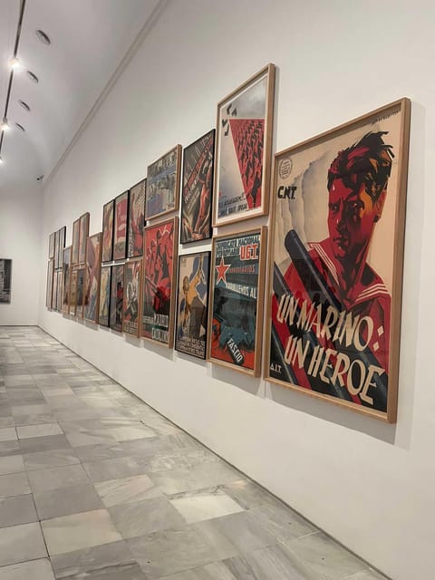 Museo Reina Sofía: Private visit with art expert - Meeting Near the Nouvel Building