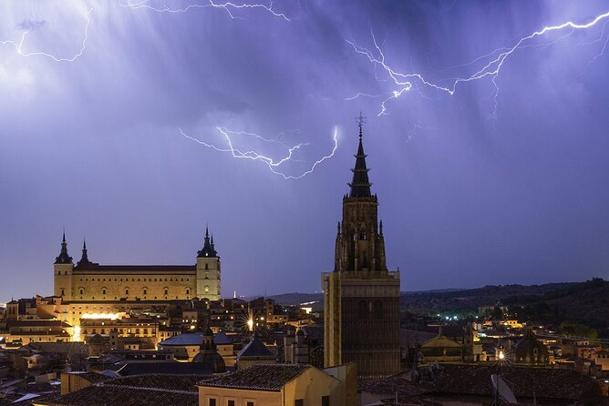 Night Guided Tour of Magical Toledo - Starting in an exclusive Toledo patio