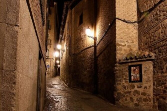 Night Walking Tour of Toledo to learn about Secrets and Legends - Meeting at Plaza de Zocodover