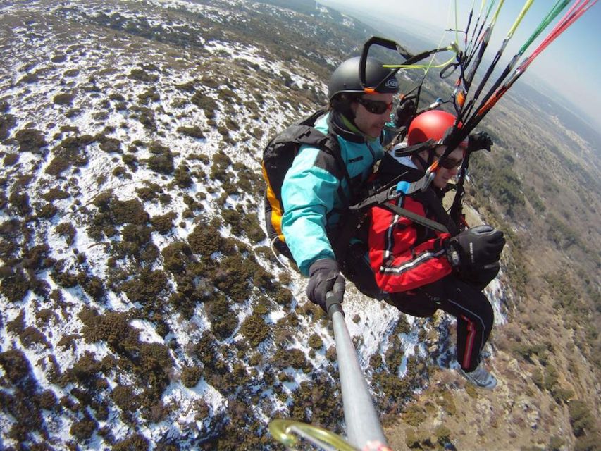 Paragliding Tandem Flight from Madrid - Cebreros or Somosierra, Depending on the Wind