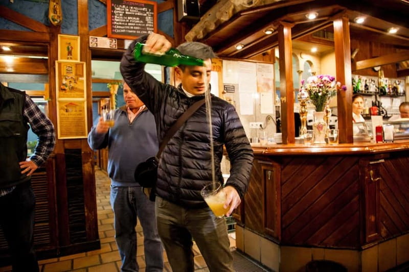 Personalised Traditional Madrid Night Tapas and Drinks Tour - Plaza Mayor and Sol: two landmarks between plates
