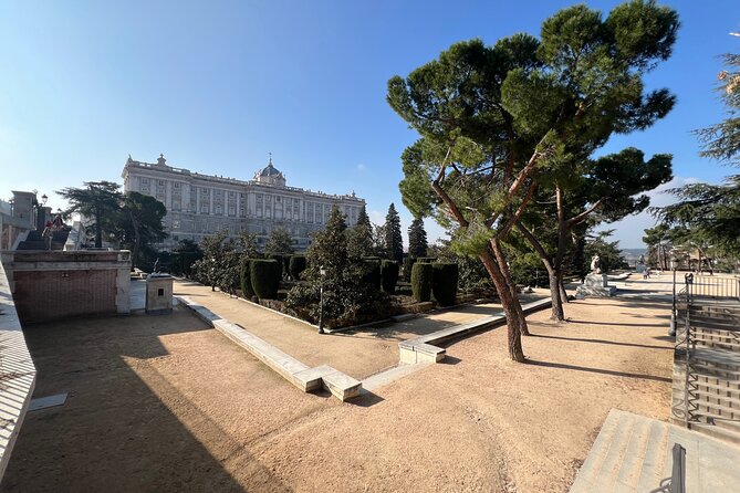 Prado Museum and Royal Palace Private Tour in Madrid - Making sense of the Prado in 90 minutes
