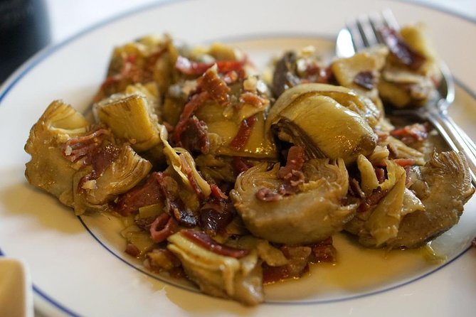 Prado Museum Tour & Lunch at the Oldest Restaurant in the World - What arrives at the Botín table