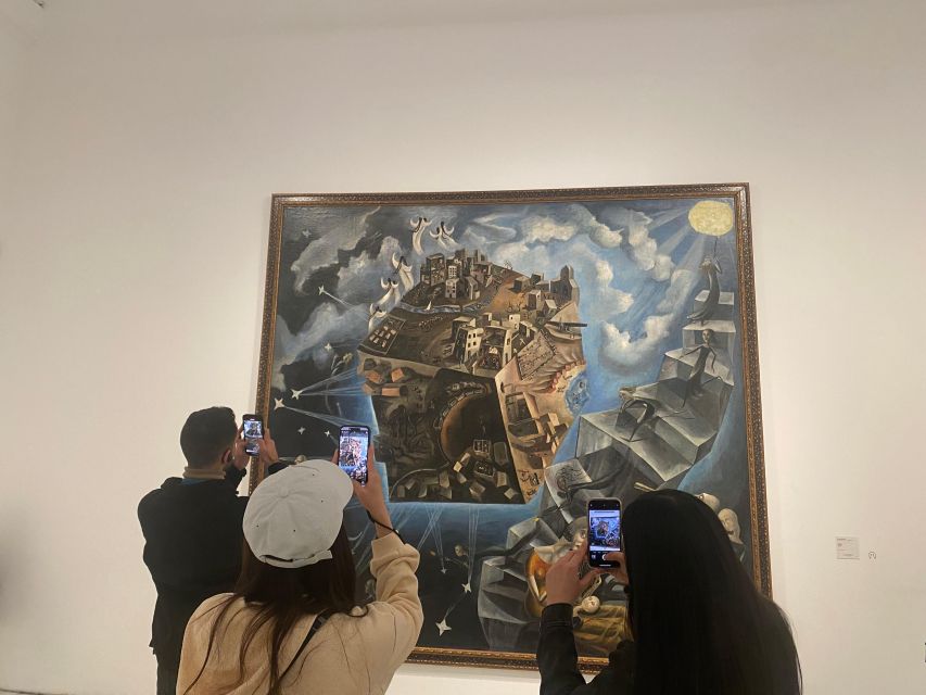 Prado + Reina Sofía Museums Skip-The-line entry+Guided Tour - The Reina Sofía in 75 minutes: from modern art to Guernica