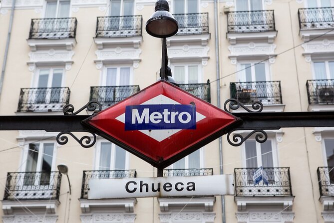 Private Group Walking Tour: Secrets of Madrid - From royal power to Gran Vía