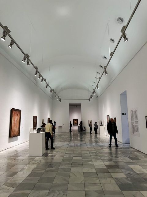 Private Guided tour Afternoon Art Delight at Reina Sofía - What the afternoon timing adds
