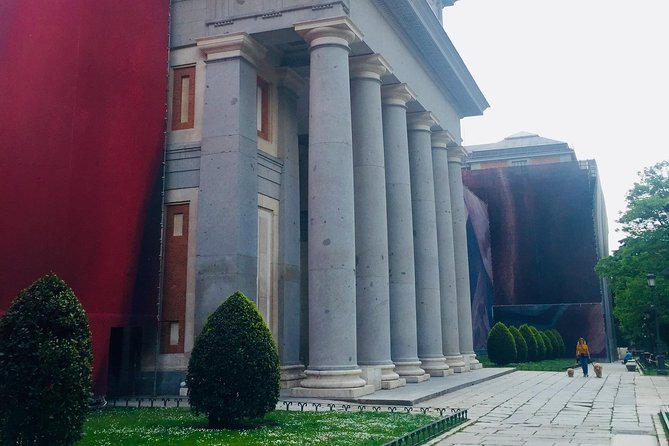 Private Guided Tour of the Prado Museum in Madrid with fast entrances and pick up at the hotel. - Entering the Prado without the usual wait