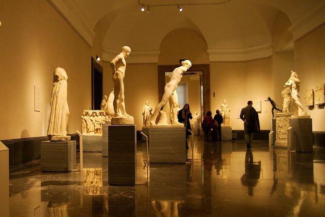 Private guided visit of Prado Museum of Madrid with official tour guide - What Maria’s guiding style adds