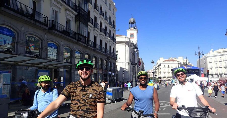 Private Madrid Bike Tour | Exclusive Guided Tour | From 30€ - Why Madrid works so well on two wheels