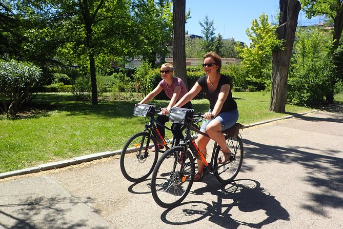 Private Madrid City Tour | Regular Bike/E-Bike | Groups from 32€ - Key things to know before you pedal away