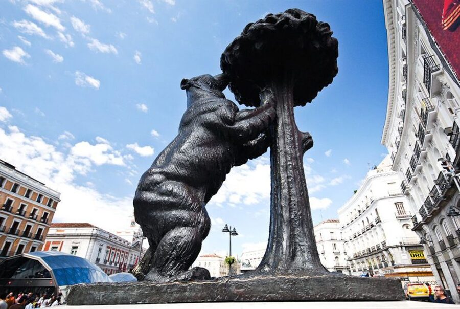Private Madrid Highlights Walking Tour - What this Madrid walk is really trying to do