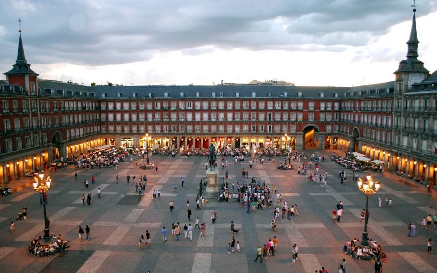 Private Madrid Highlights Walking Tour - The Prado area and what is not included