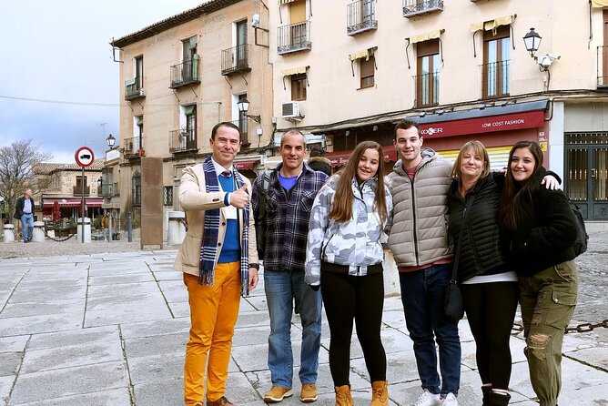 Private Night Tour on Foot through the Historic Center of Toledo - Baños judíos del Ángel and Toledo below street level