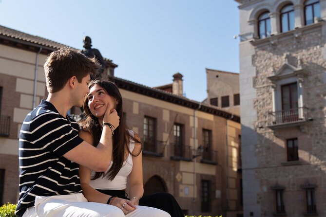 Private Photo Session Tour for Couples in Madrid - Why this Madrid photo walk works for couples