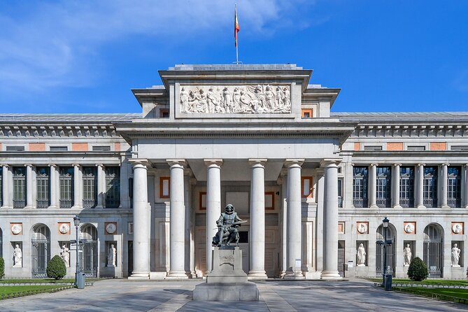 Private: Prado Museum and optional Royal Palace - Velázquez and the puzzle of Las Meninas