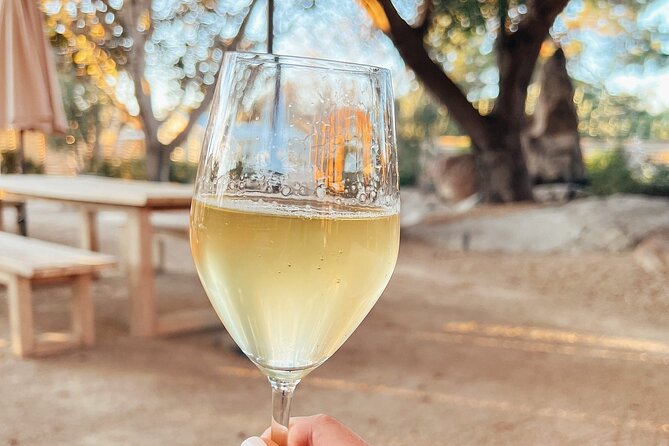 Private Tour & Lunch Of Underground Winery & Countryside Estate - Why this countryside trip feels different from a standard wine tour