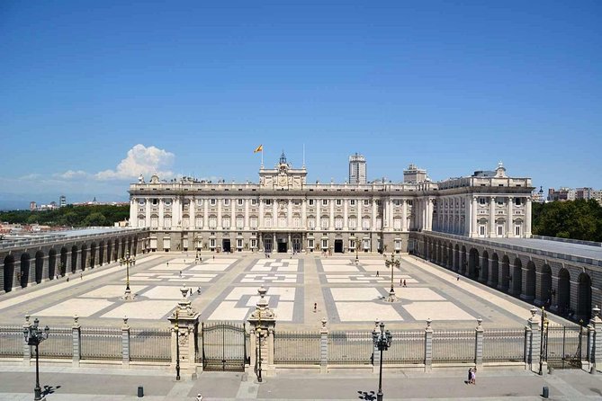 Private tour of the Royal Palace of Madrid - What the 90-minute palace visit covers