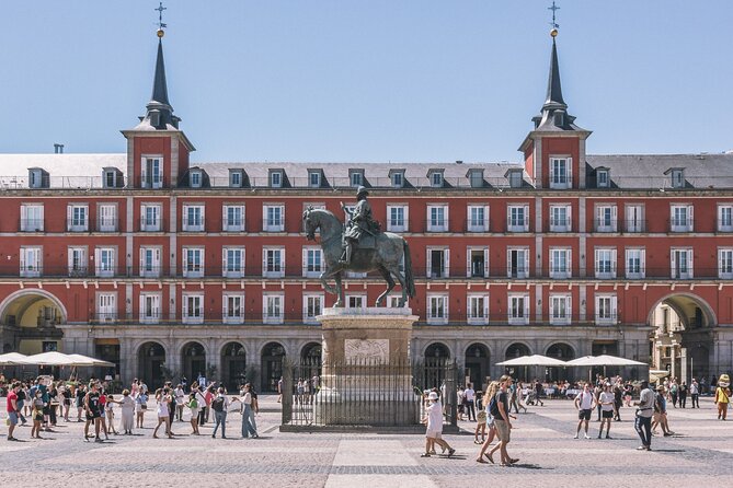 Private Tour Prado Museum & City Tour with Flamenco - Practical details that affect your day