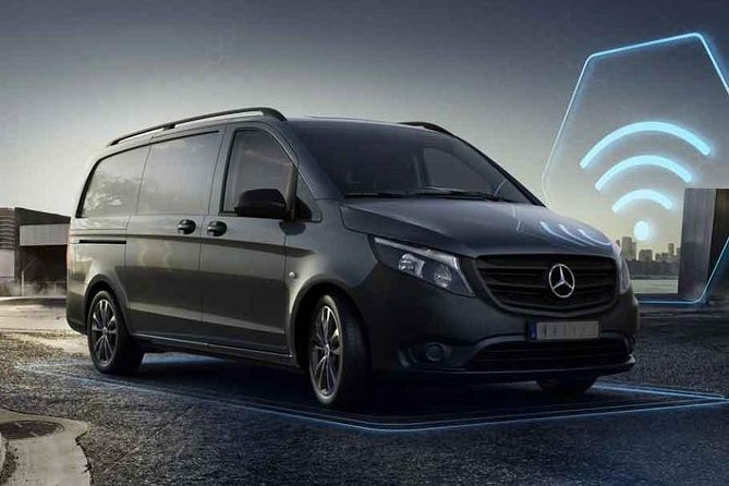 Private Transfer Madrid Barajas Airport to Madrid in Vans up to 7 Passengers - The one-hour airport wait and baggage problem