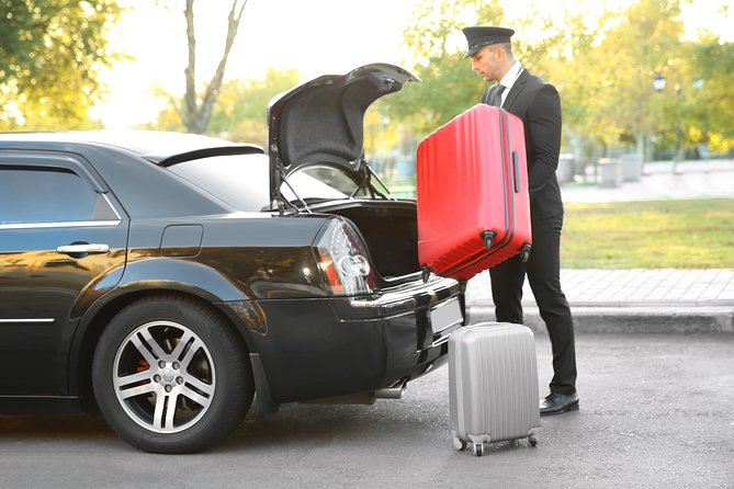 Private transfer to Madrid Airport (MAD) - Luggage rules and what you can bring