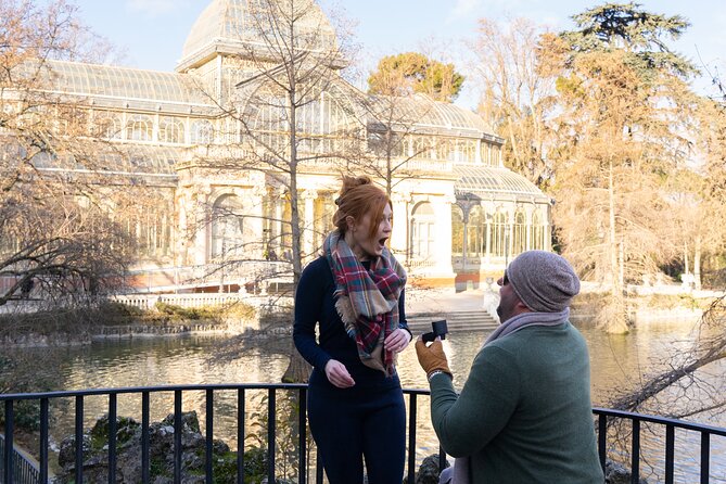 Private Vacation Photoshoot with Photographer in Madrid - Why the private format helps