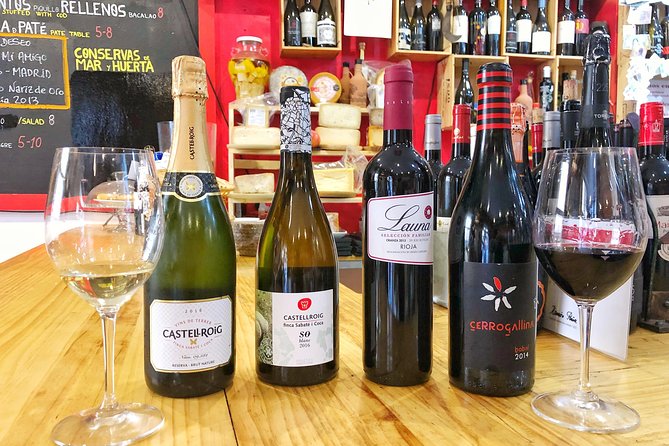 Private Wine & Gourmet Tapas Tour in Madrid with Sommelier - First stop: Madrid vermouth from the tap