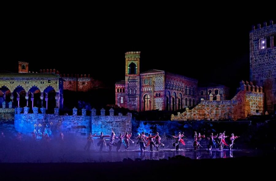 Puy du Fou España "El Sueño de Toledo" Night Show - A history lesson built for the night