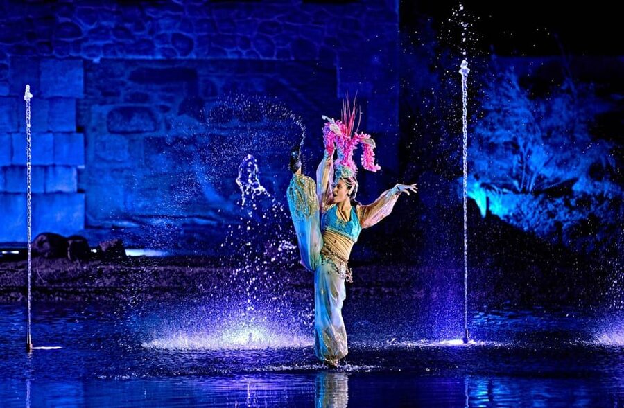 Puy du Fou España "El Sueño de Toledo" Night Show - Costumes, horses, and human energy