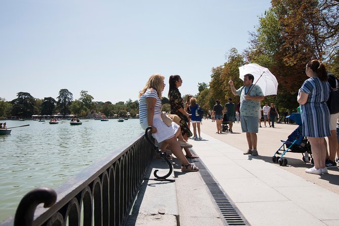 Retiro Park Walking Tour in Madrid - Why Retiro Park works well with a guide