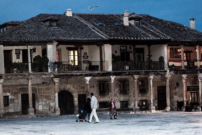 Ribera del Duero Winery Guided Tour and Wine Tasting from Madrid - Lunch in Castile: a useful break, at your own cost