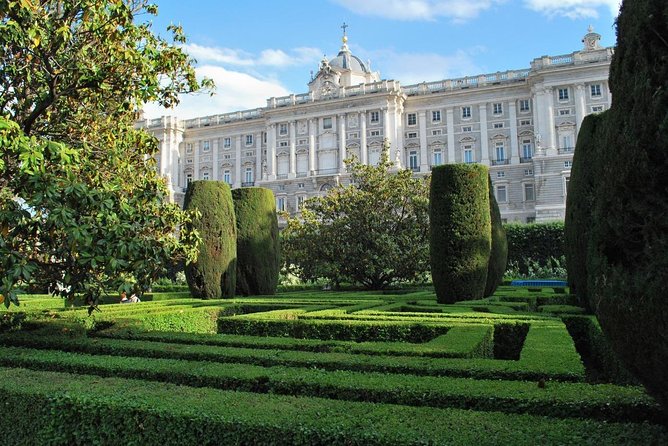Royal Palace Guided Tour Small Group with Tickets - Is $43.44 a good price?