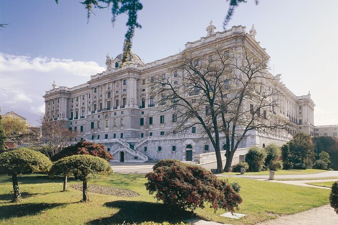 Royal Palace of Madrid Early Entrance Tour Skip-The-Line Ticket - The palace’s Italian Baroque design