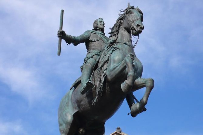Royal Palace of Madrid private tour - Two hours, meeting point, and ticket costs