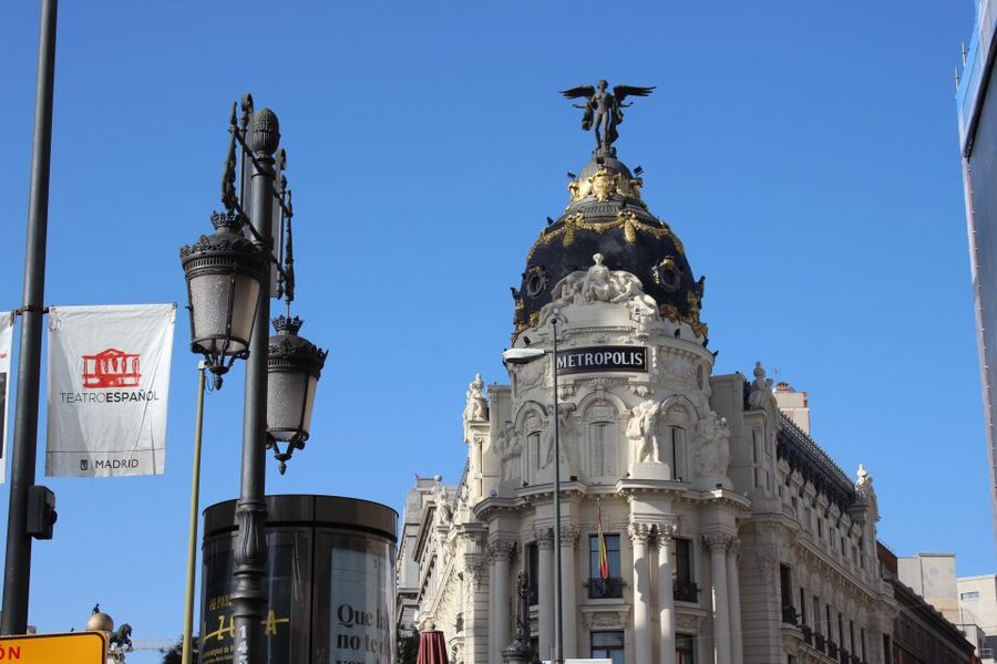 Royal Palace of Madrid Skip-the-Line and Retiro Park Tour - Who will enjoy this five-hour route