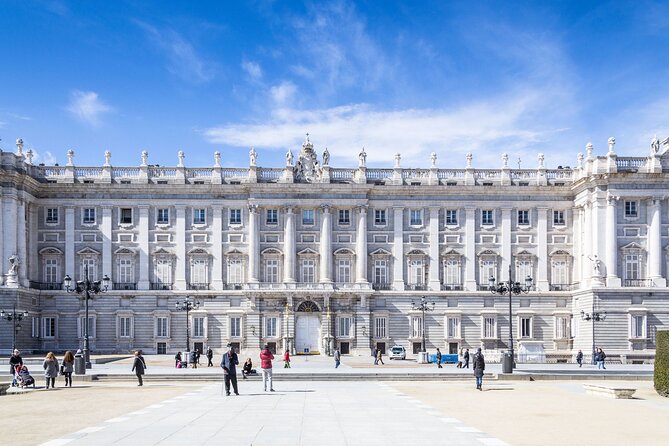 Royal Palace of Madrid Skip the Line Guided Tour - Armory Square and the palace setting
