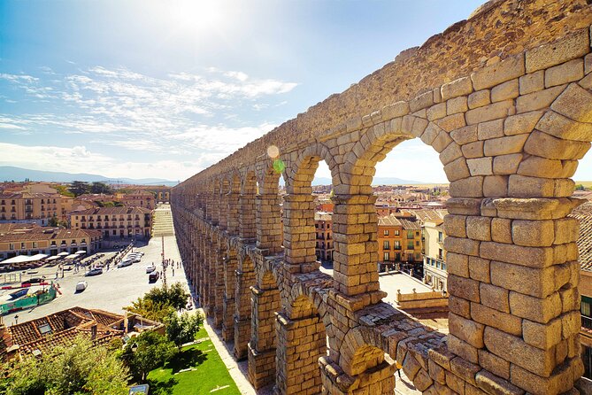 Segovia and Avila Guided Tour and Flamenco Show in Madrid - Ávila behind its medieval walls