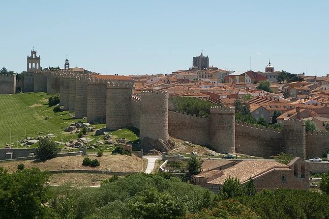 Segovia, Avila & Toledo: Small Group Guided Tour from Madrid - Who gets the most value from this tour